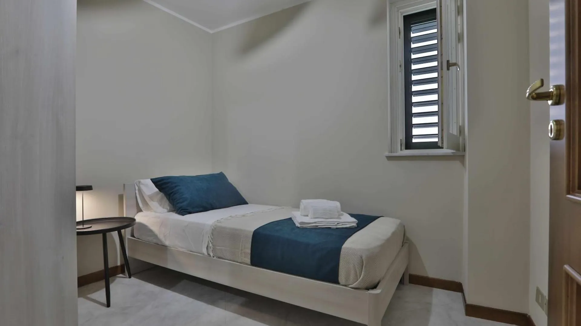 Maddalhouse Luxury Sicily Holiday Home Palermo